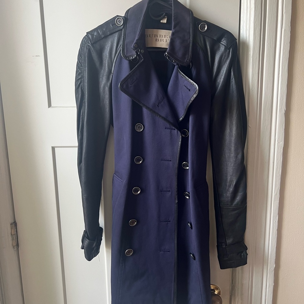 Women’s Burberry Brit Navy and Black Trench Coat, size 8